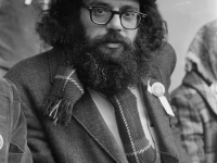 allen-ginsberg-on-cenrtal-park-bandstand-5th-avenue-peace-demonstration-to-stop-the-war-in-vietnam-march-26-1966