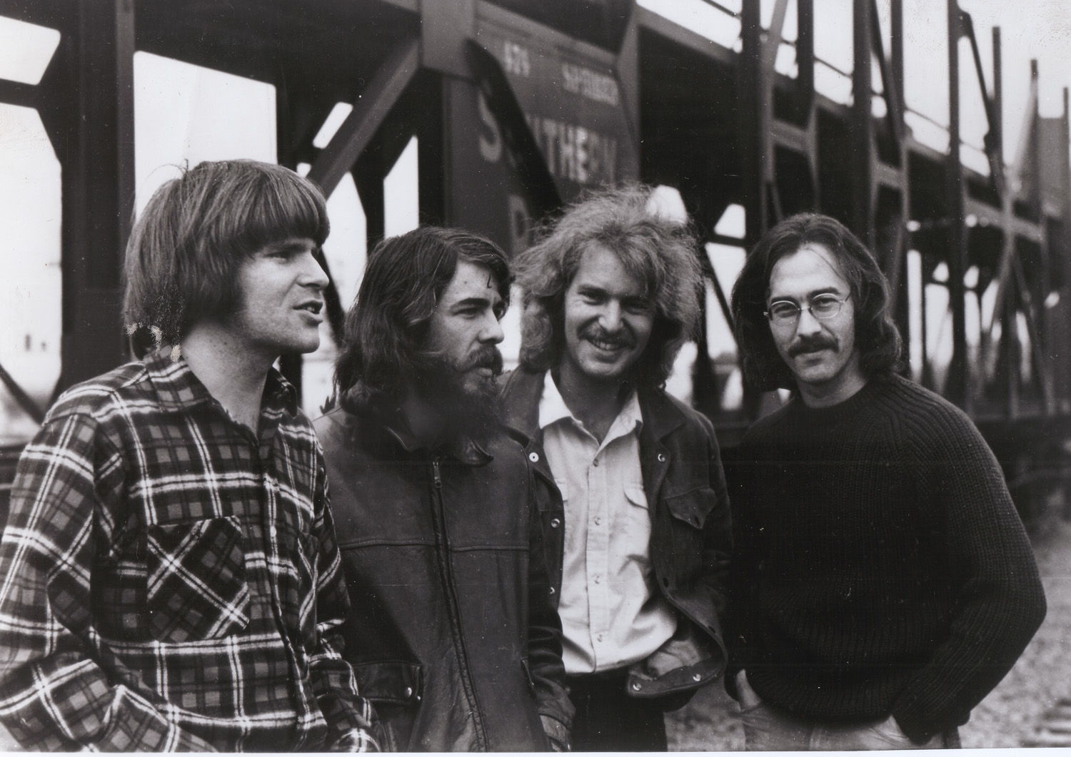 Creedence Clearwater Revival. Desde la izquierda, John Fogerty (voz, guitarra), Doug Clifford (batería), Tom Fogerty (guitarra rítmica) y Stu Cook (bajo)