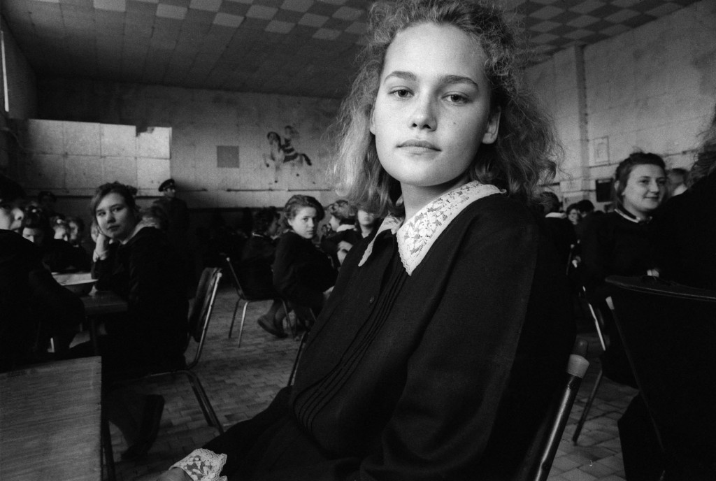 Cantina de un internado femenino para delincuentes juveniles en Ryazan, Rusia, 1990